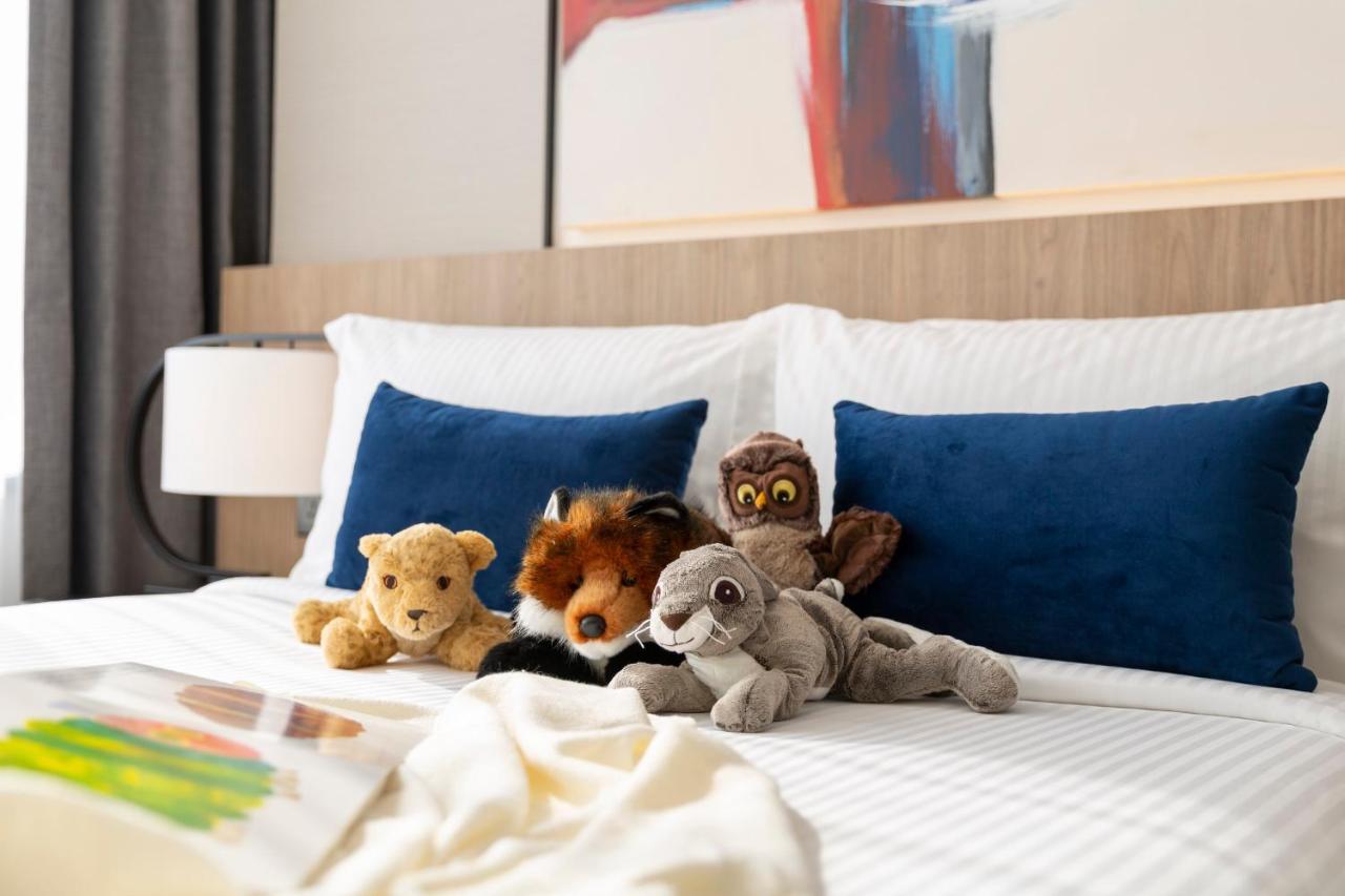 Отель Ascott Embassy Sathorn Бангкок Экстерьер фото The Wild Animal Sanctuary's plush toys