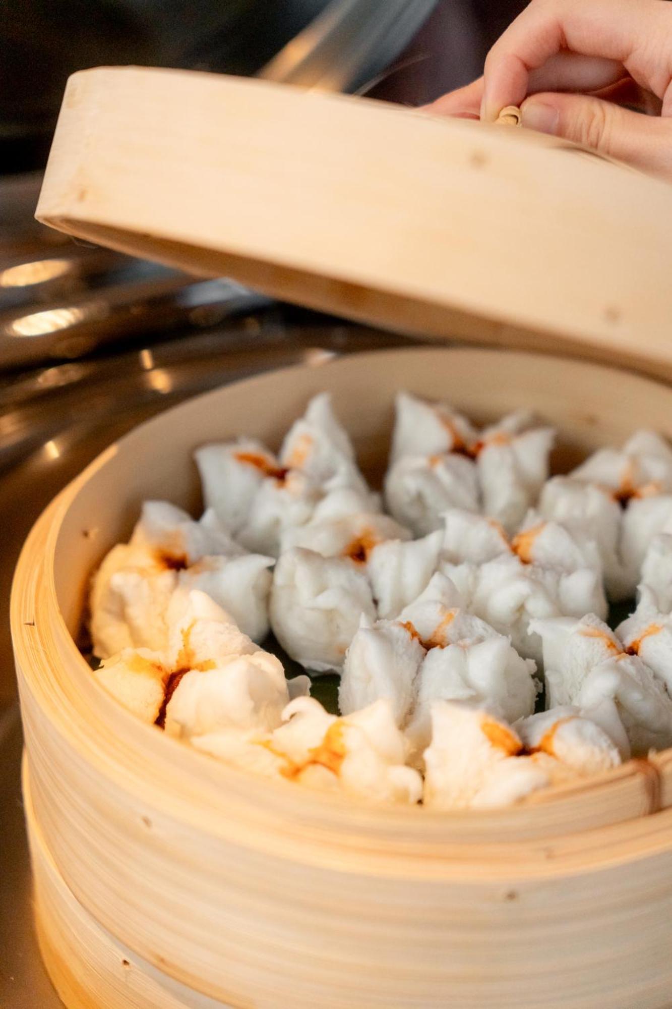 Отель Ascott Embassy Sathorn Бангкок Экстерьер фото Steamed dumplings